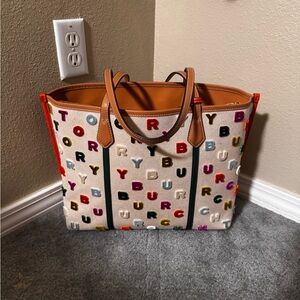TB Perry Fil Coupe Tote